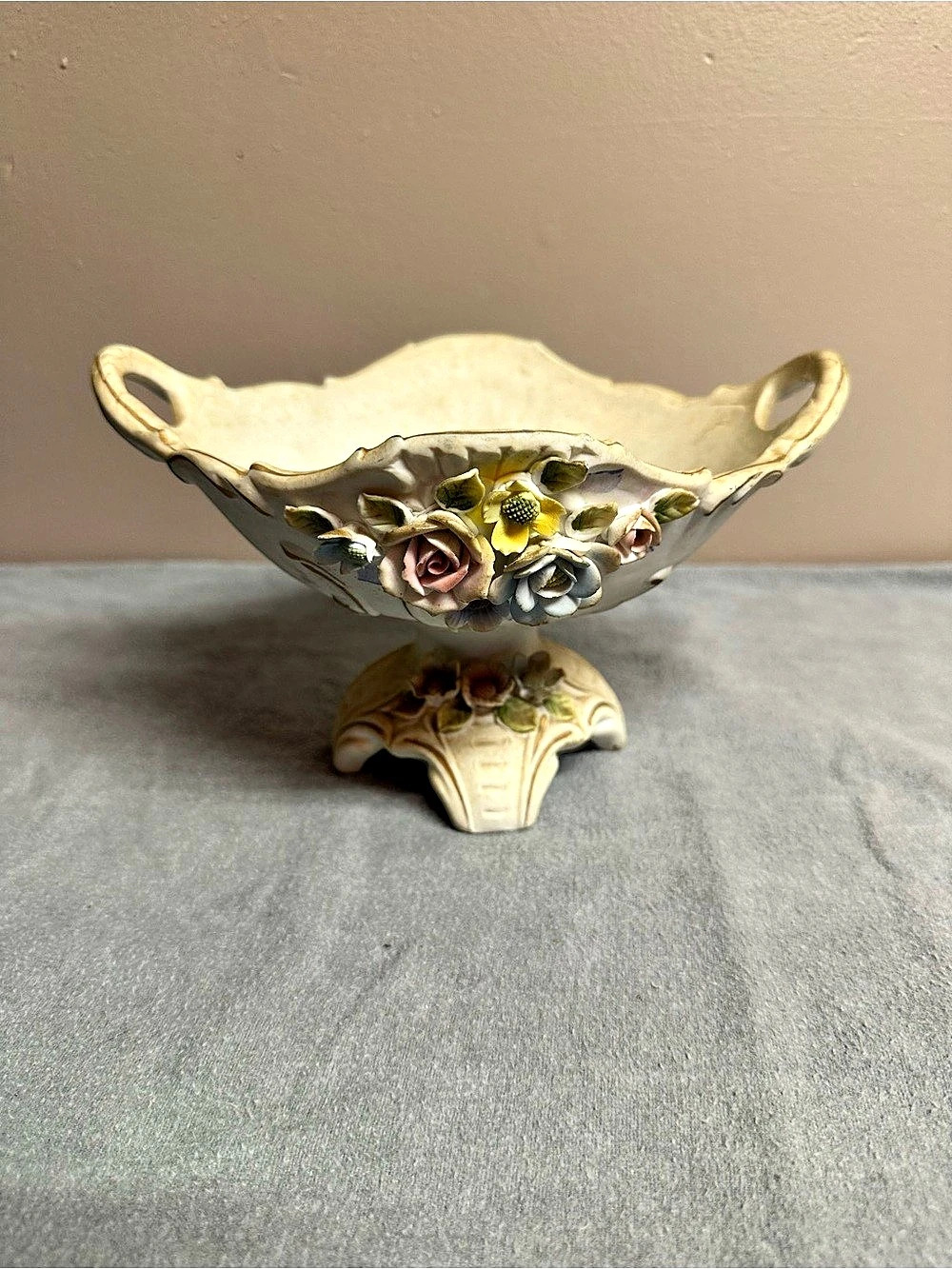 Floral Ceramic Pedestal Bowl Cream